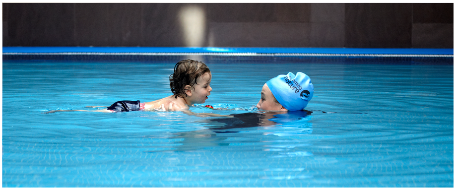 Bebeklere Yüzme Eğitimi