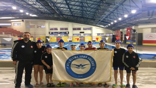 10 Yaş İstanbul Şampiyonu Ata Yüzme’den Çıktı